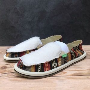 Sanuk Women’s Donna Sherpa Blanket